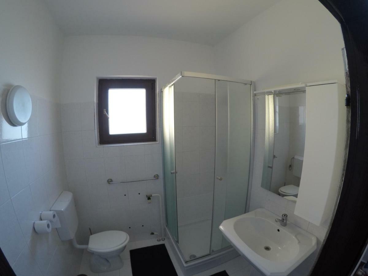 شقة Apartman Koralj بولا المظهر الخارجي الصورة